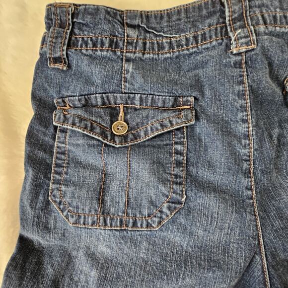 Faded Glory Women's Dark Stone Wash Denim Shorts Missing Pocket Button Size 12 - Picture 8 of 13